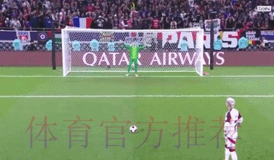 4次扑点 6冠加身！俄罗斯门将封神之作：巴黎全队致敬英雄